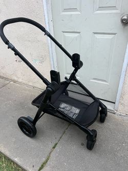 EVENFLO PIVOT FRAME STROLLER