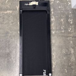 Treadmill w/Remote