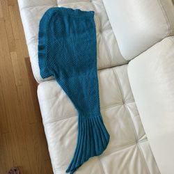 Kids Mermaid Blanket-perfect While Reading 