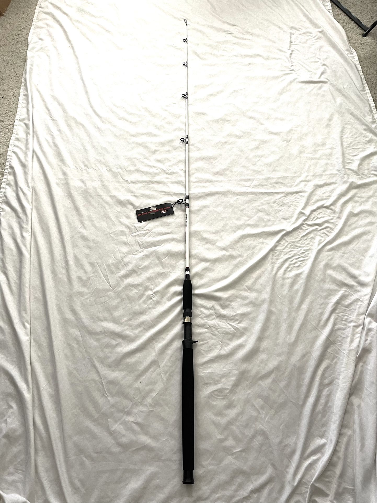 Brand New Never Used With Tags Berkley (Power Series) 6.6ft Medium, Heavy Action, Ocean Fishing Rod.