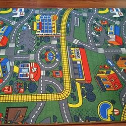 
“I’m selling a double-sided rug.