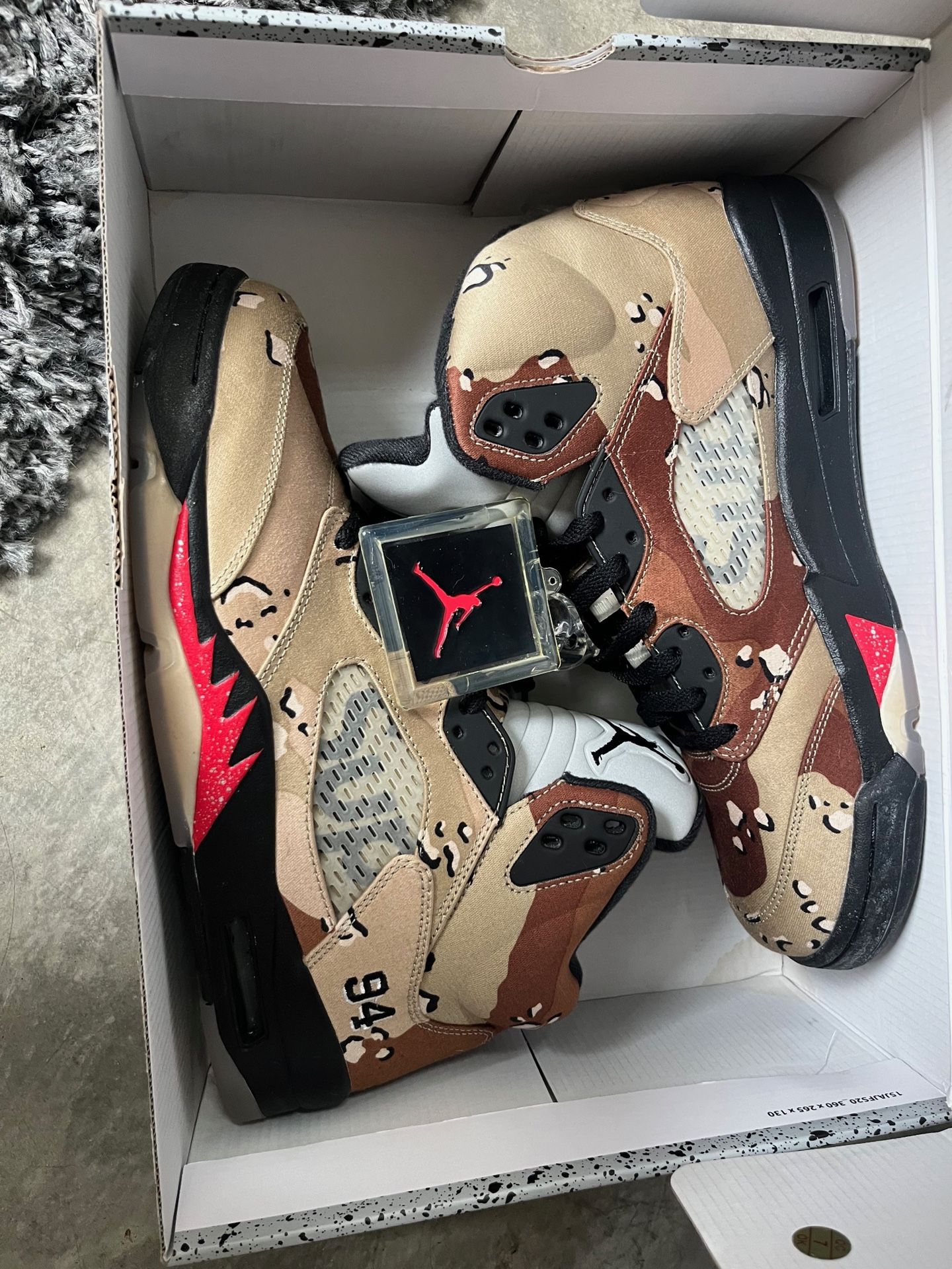 Jordan 5 Retro Supreme