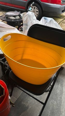 Large Yellow Plastic Laundry Tub
