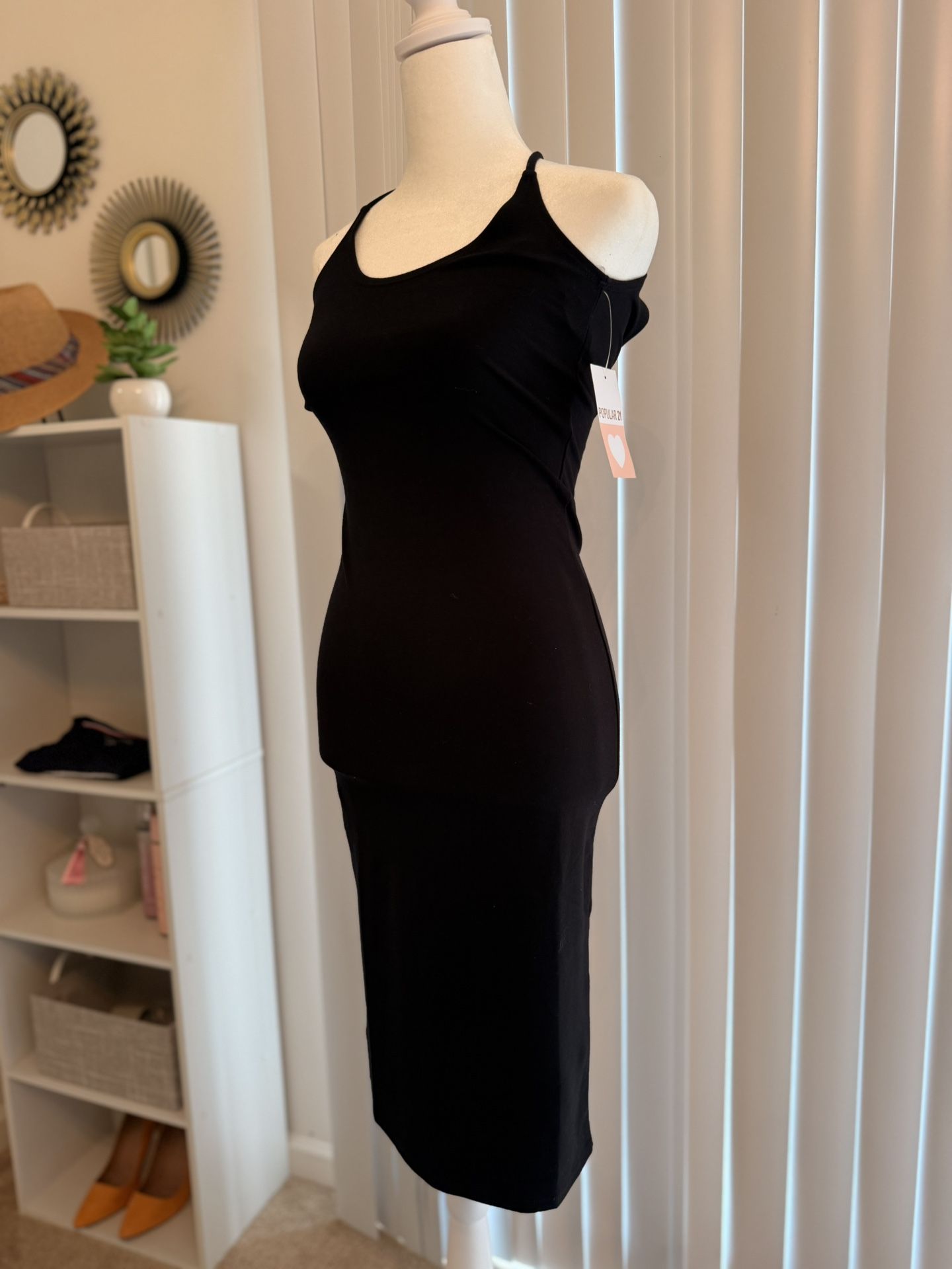 black dress with back out