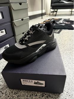 Dior B22 size 10/11