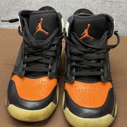 Nike Air Jordan Mars 270 Black Orange CD7070-008 Men’s Size 9