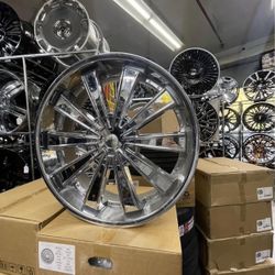 🔥 Winter Sale! Brand New 26" Chrome Rims - $1,100 for All 4 🔥 