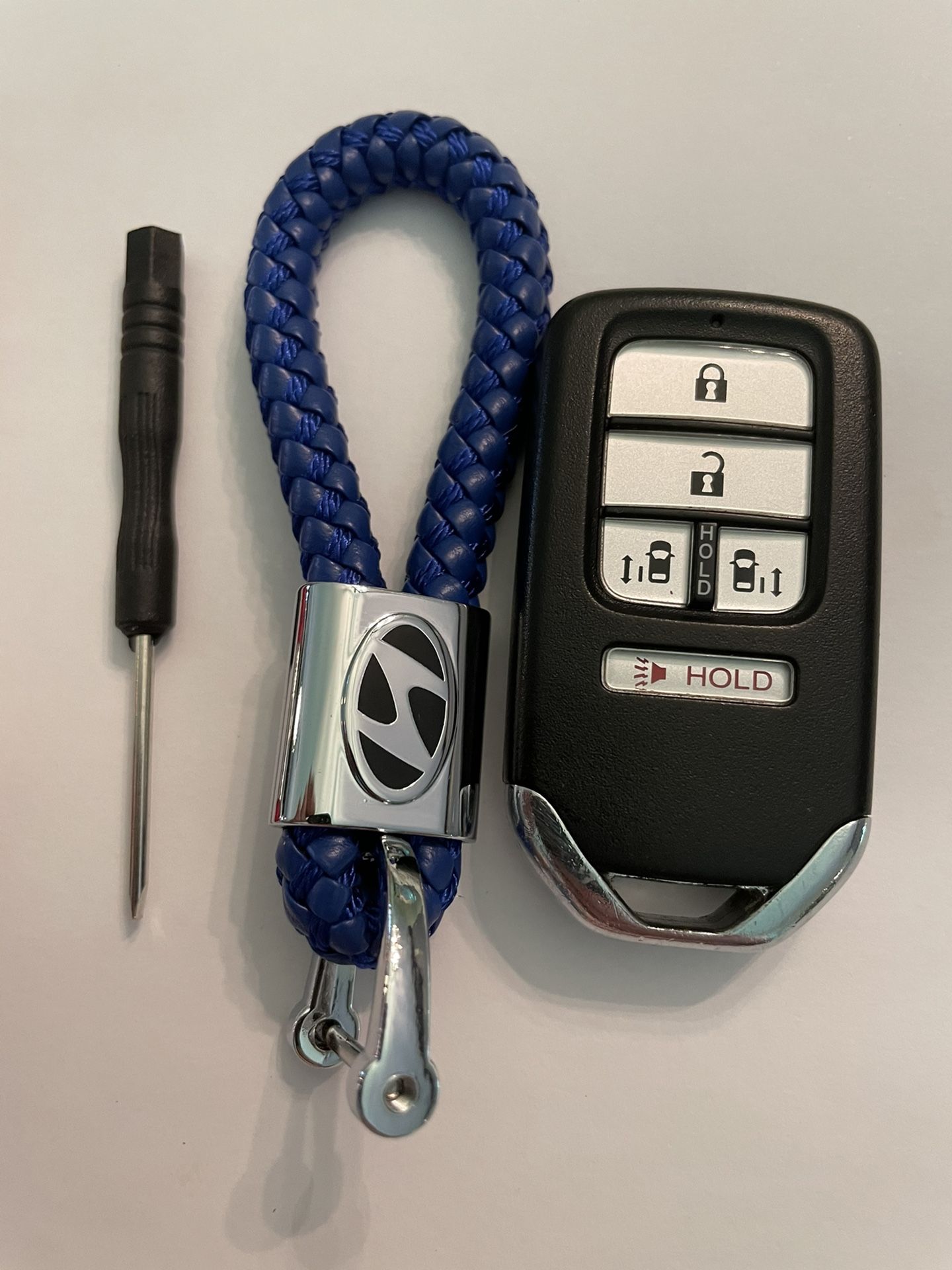 Leather Keychain For LHyundai Elantra Sonata Santa Fe Leather Red Blue Brown Black Keychain