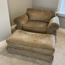 Large Lounge Chair & Ottoman 