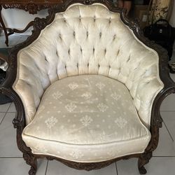 ANTIQUE Chair