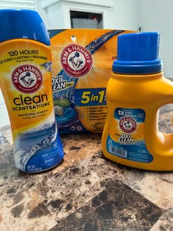 Laundry detergent bundle
