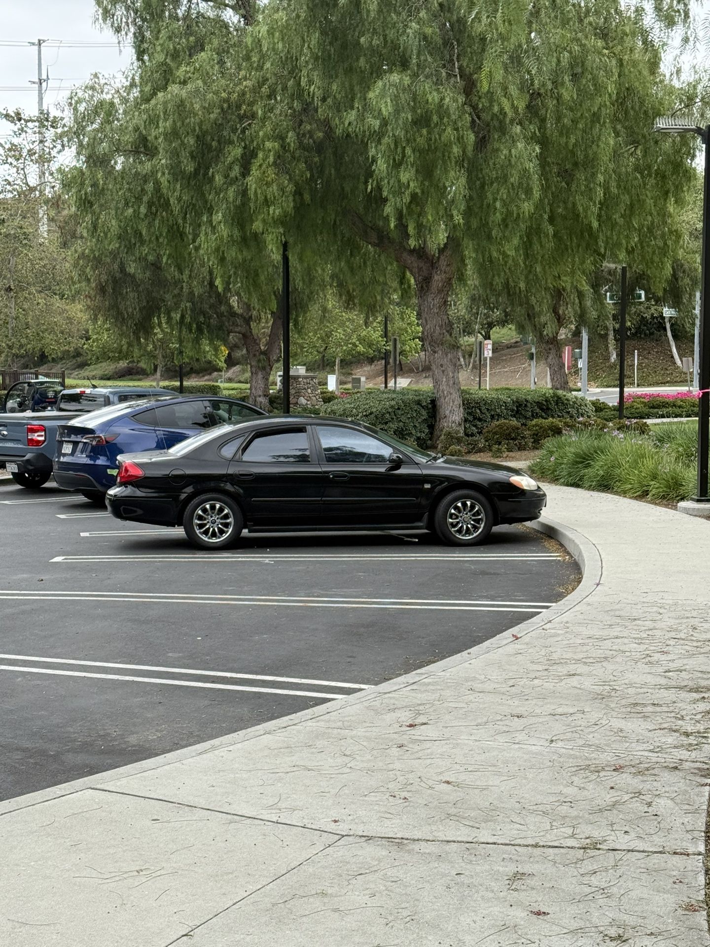 2000 Ford Taurus