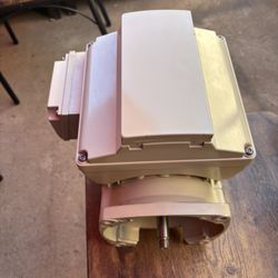 3 Hp Variable Speed Pool Motor Made By Pentair 
