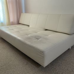 Long Horn Sofa Bed/ White Innovation