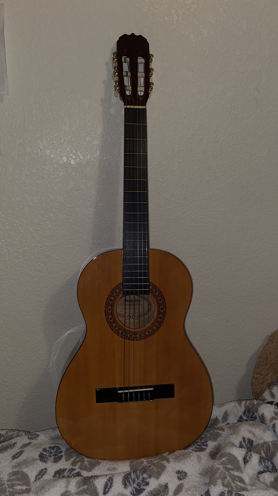 Sunlite Guitar