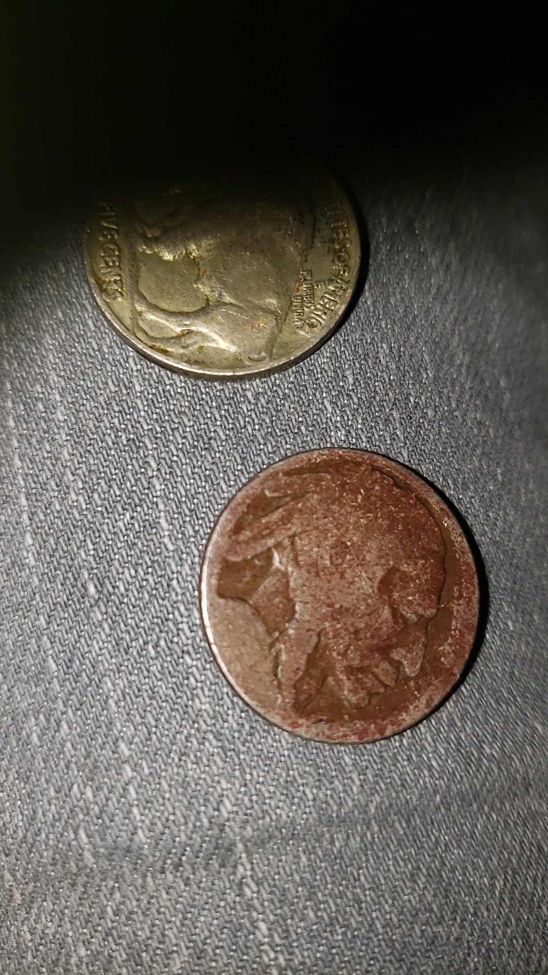 Very old buffalo indian nickel no date on either on make me a offer