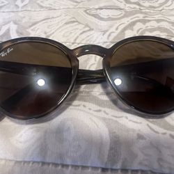 RayBan RB2180 Brown Ladies Sunglasses. Original With Case. Used. Scuff On Right Lens 