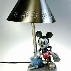 VINTAGE MICKEY MOUSE LAMP