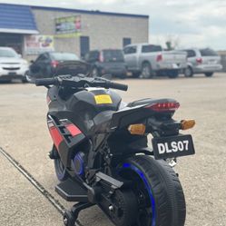 New Kids Motorcycle - 12V Electric ride on bike