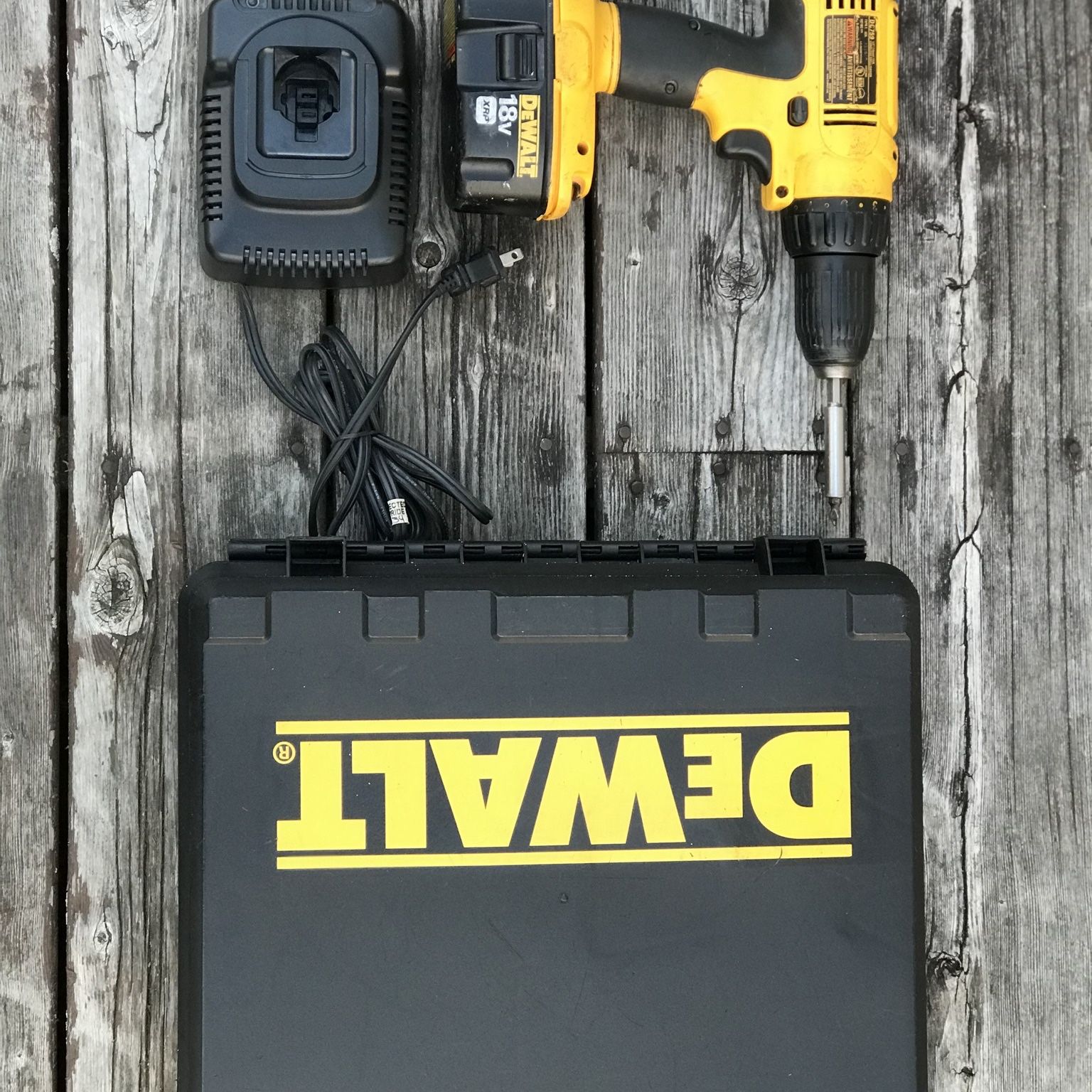Dewalt 2025 dc759 motor