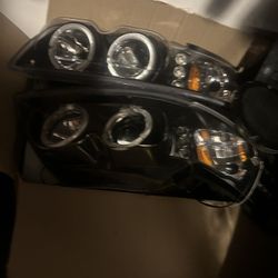 99-04 mustang headlights 