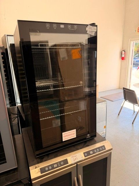 Vinotemp Beverage Cooler 20"Inch 