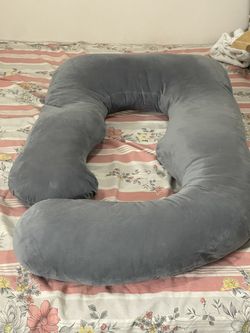 Pregnancy Pillow