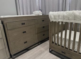 Restoration hardware Avalon crib and dresser set