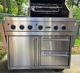 Viking  Brand Professional Grill