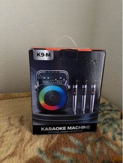 Karaoke machine w/ Three mics