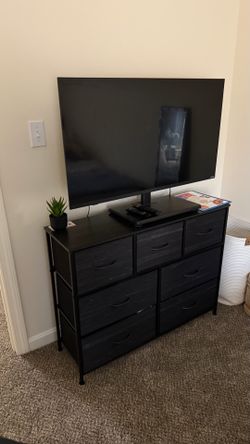 7 drawer dresser compact