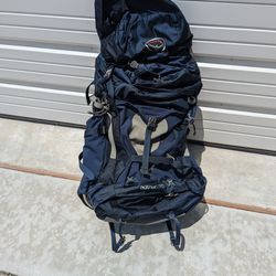 Osprey Aether Backpack Blue Grey Color Backpacking Backpack Internal Frame LIKE NEW

Pick up in Deer Park Texas 77536 