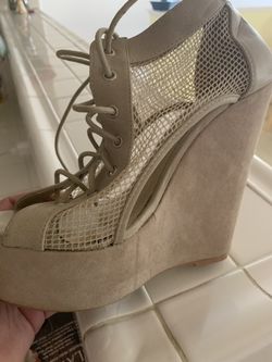 Miss Lola NUDE WEDGE