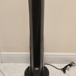 Tornado 32inch. Tower Fan W/Remote