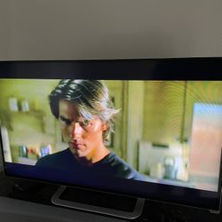 VIZIO 42" LED  1080p - Smart HDTV