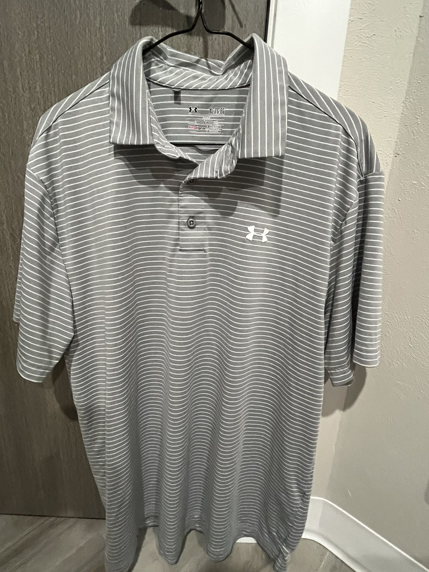 Under Armour Men’s Short Sleeve Grey Polo XL
