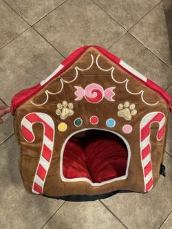 Gingerbread Pet Bed House Christmas Pet House