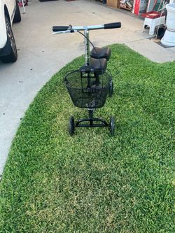Knee scooter