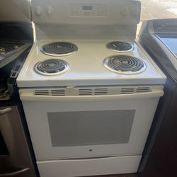 Ge Electric Stove  Used 