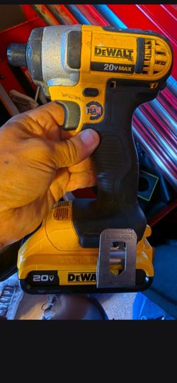 Dewalt drill 20v