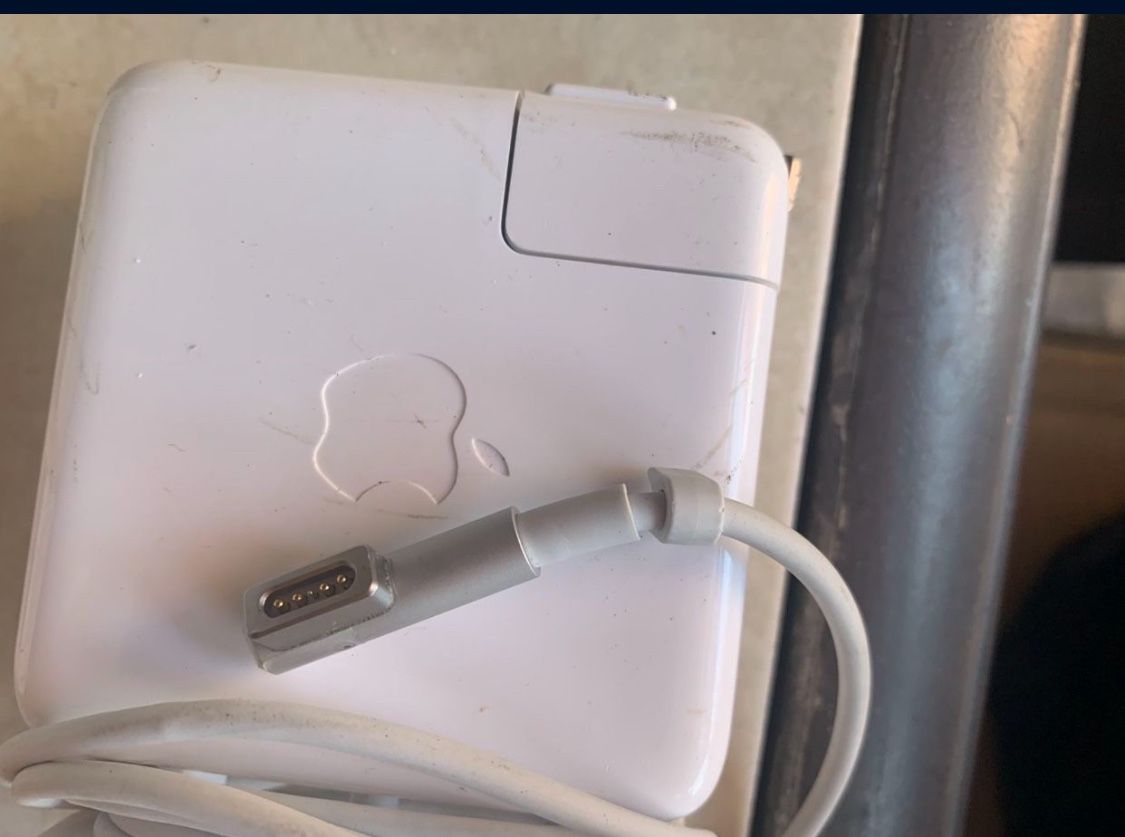 Apple MagSafe 60w Charger MacBook Pro 13 Inch 2009-2012  & Macbook Air 11, 13 Inch 2008- 2011