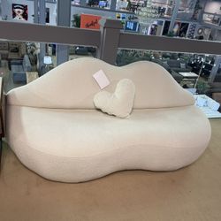 Kiss 💋 Ivory Boucle Loveseat w/ Round Ottoman & Stool