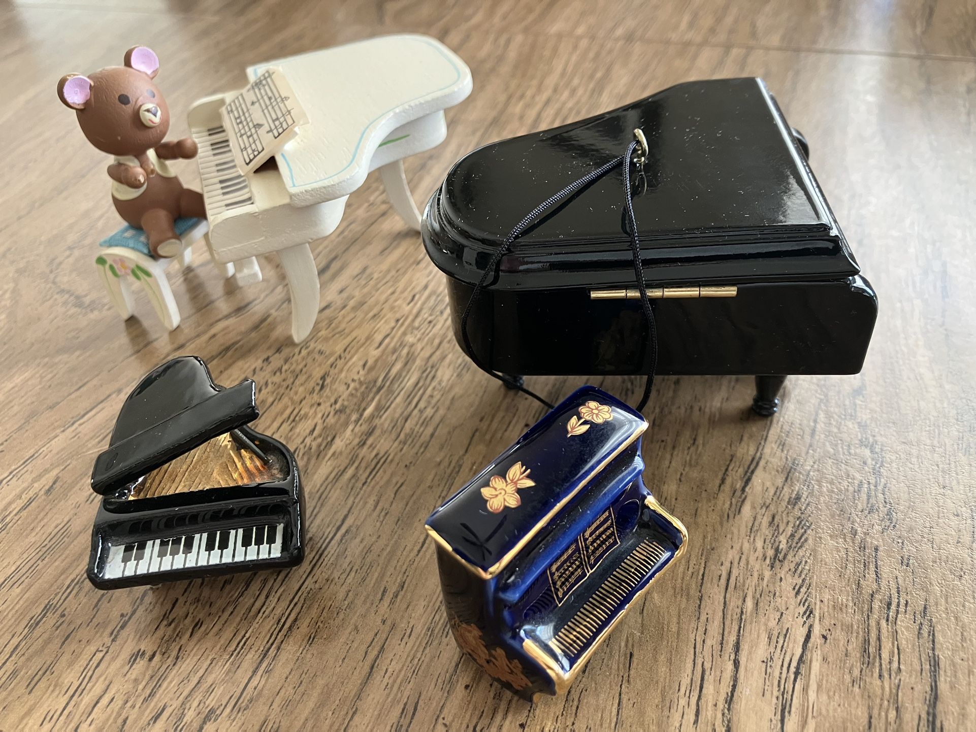 Miniature Piano Vintage Collectibles