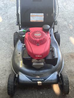 Honda lawn mower self propelled works fine for your small business
