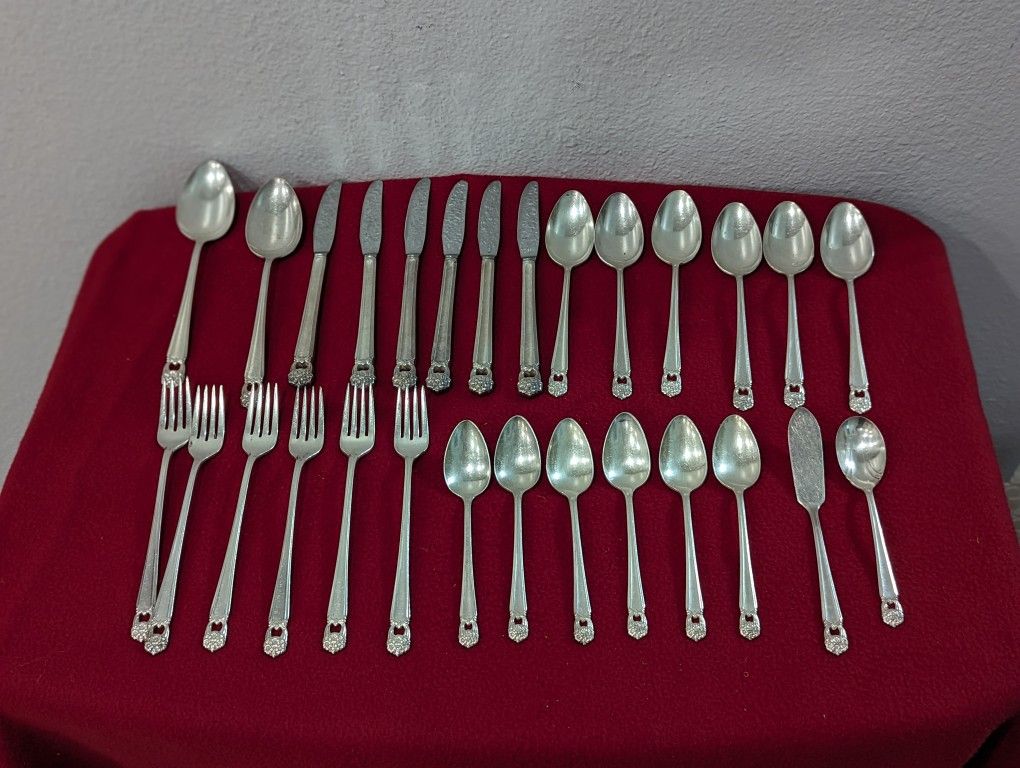 1847 Rogers & Bros Starlight Service For 6 Vintage IS Silverplate Flatware Set 28pc