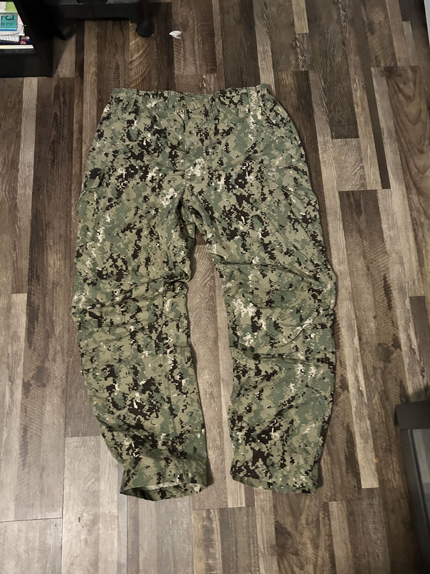 Baggy Camo Cargo Pants