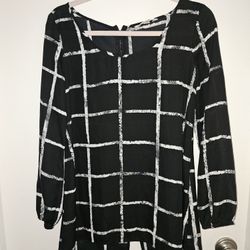 Decree zip back top sz xs