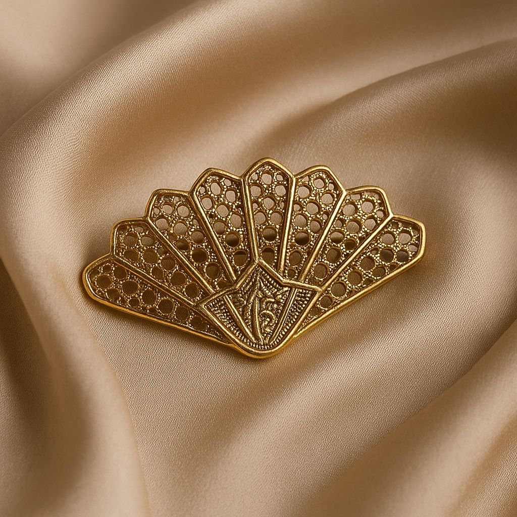 Vintage 1980s Gold Filigree Fan Brooch, 1.5x1”