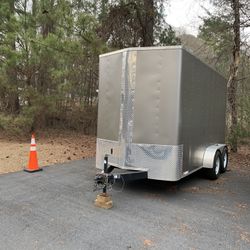 2016 Enclosed Trailer 6’x14’