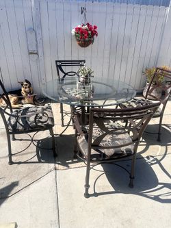 Outdoor patio set